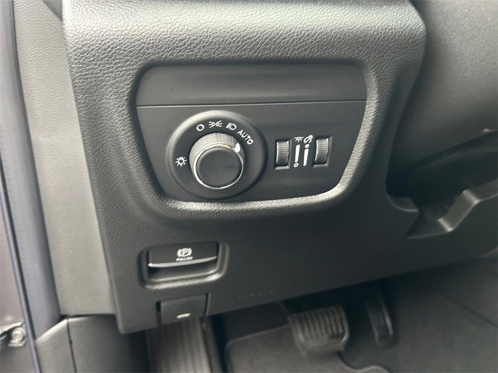 New 2025 Jeep Grand Cherokee 4WD image 23