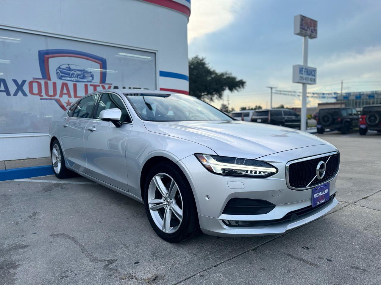 Used 2018 Volvo S90 T5 Momentum w/ Convenience Package AWD/4WD image 14