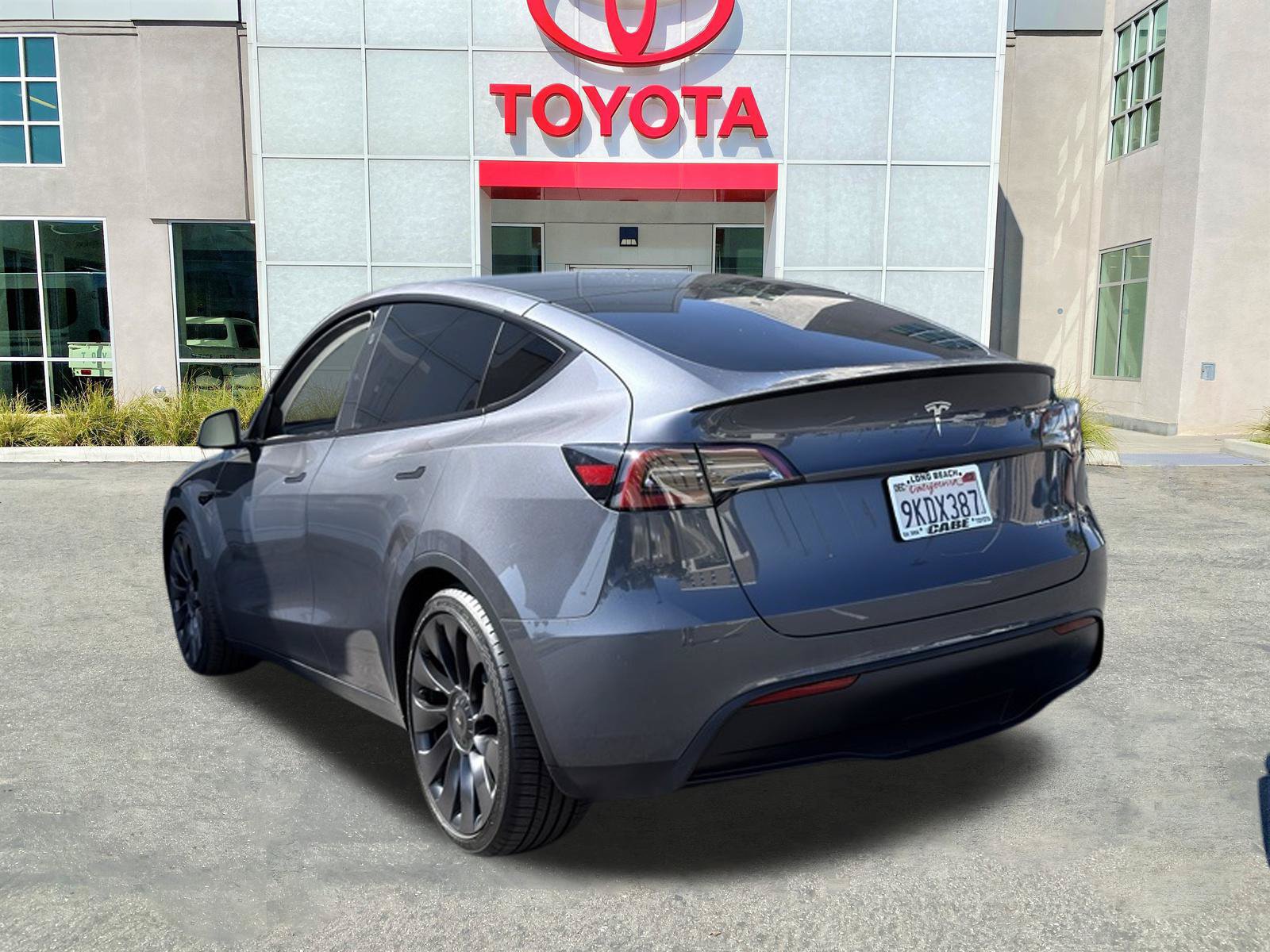 Used 2023 Tesla Model Y Performance AWD/4WD image 5