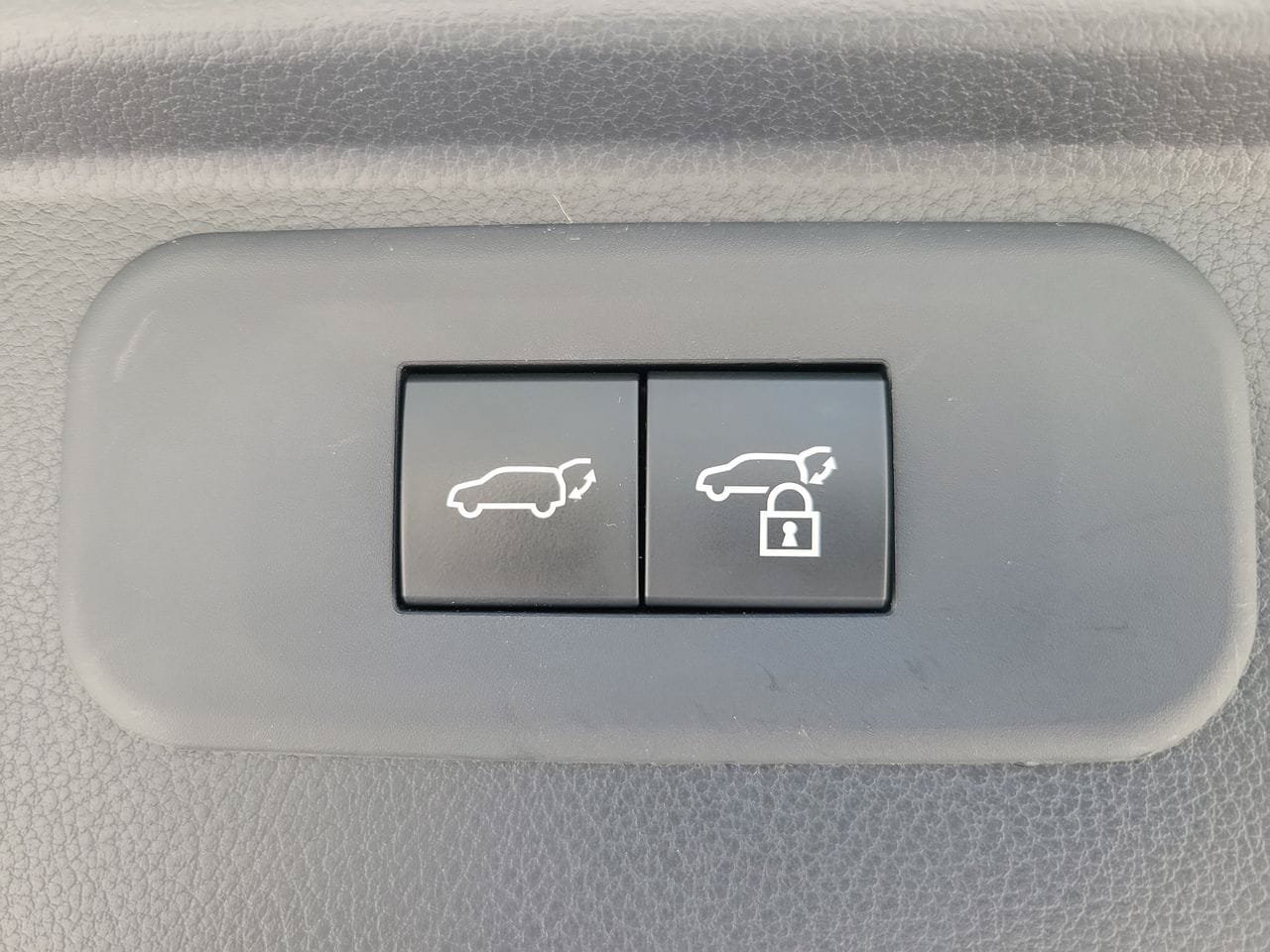 Used 2024 Toyota Grand Highlander AWD image 10