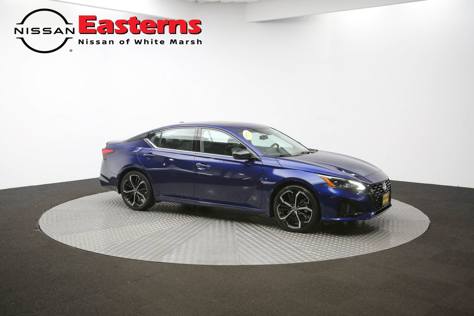 Used 2023 Nissan Altima 2.5 SR w/ SR Premium Package FWD image 45