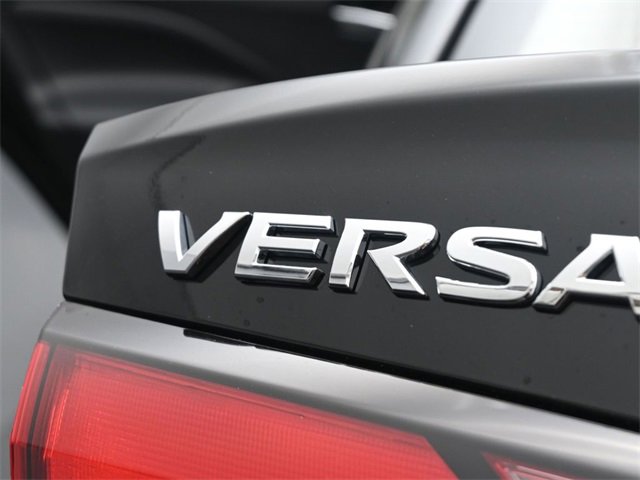 Used 2025 Nissan Versa SV w/ Trunk Package image 14