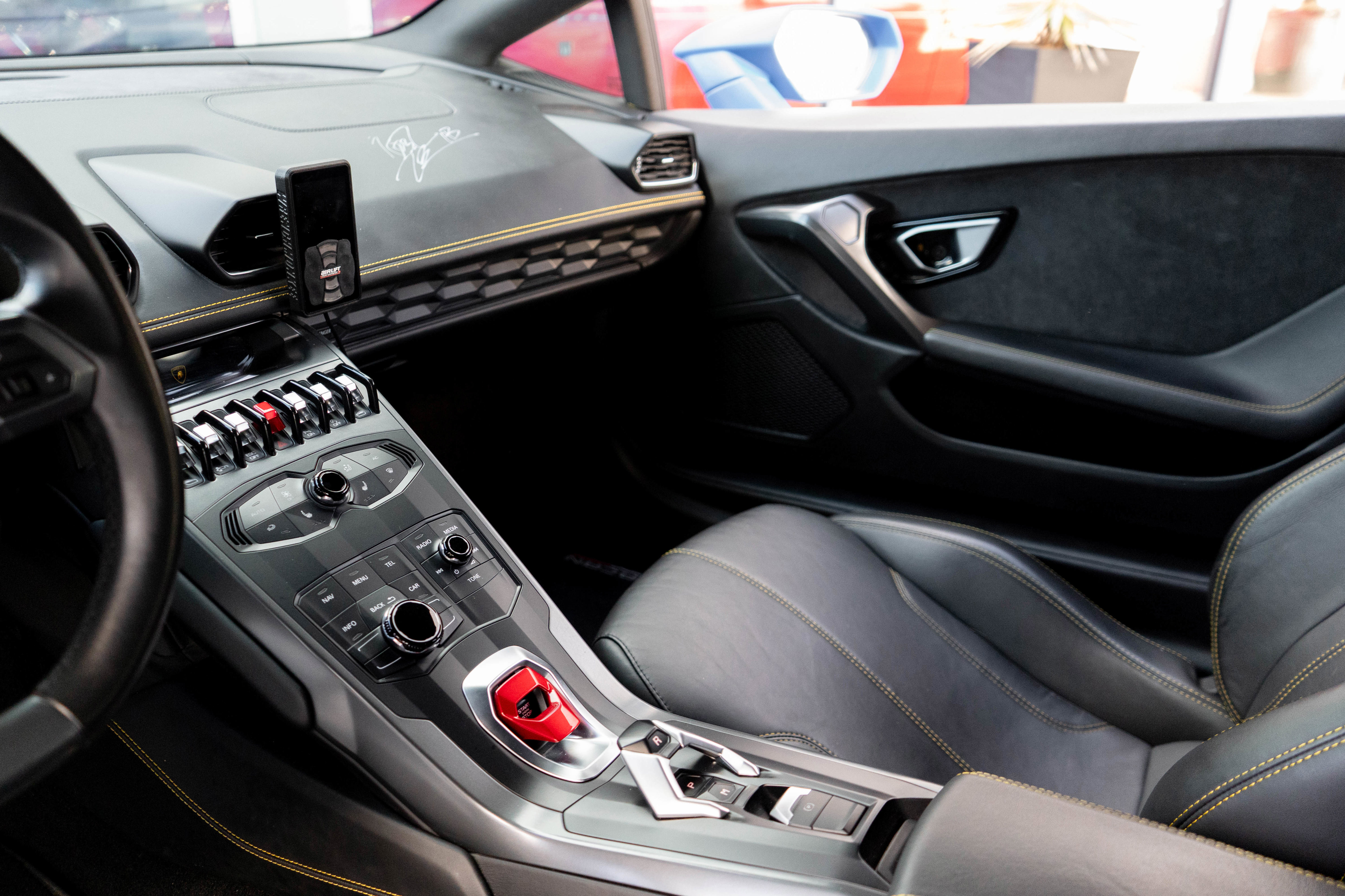 Used 2016 Lamborghini Huracan LP 580-2 RWD image 24