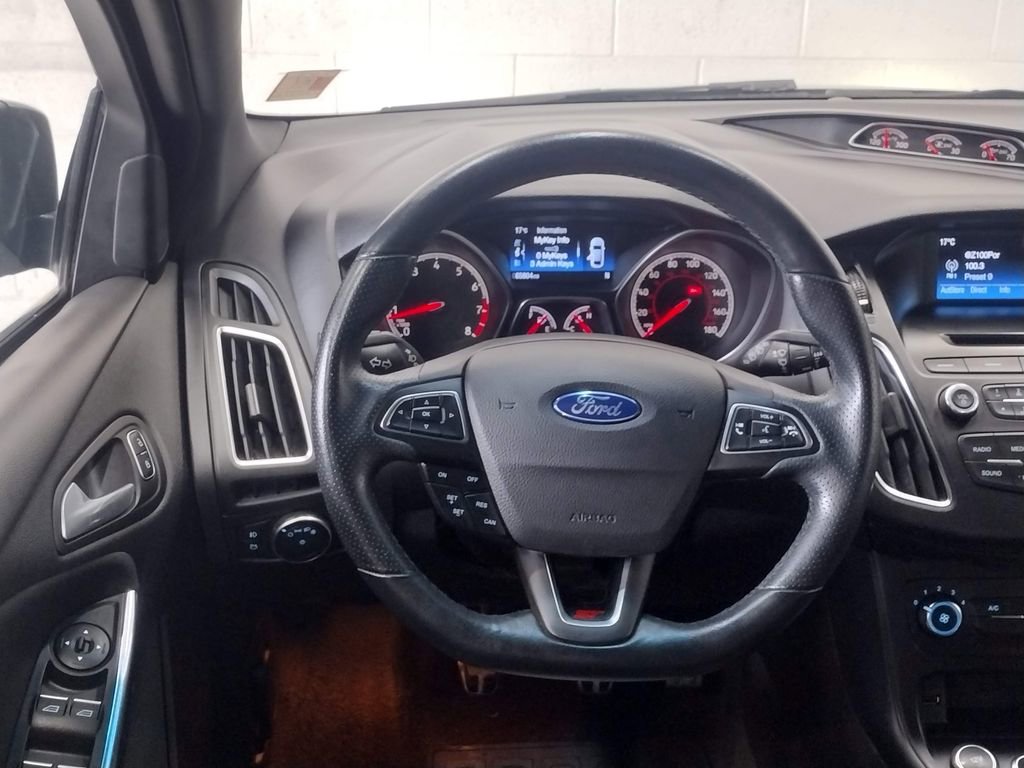 Used 2017 Ford Focus ST image 33