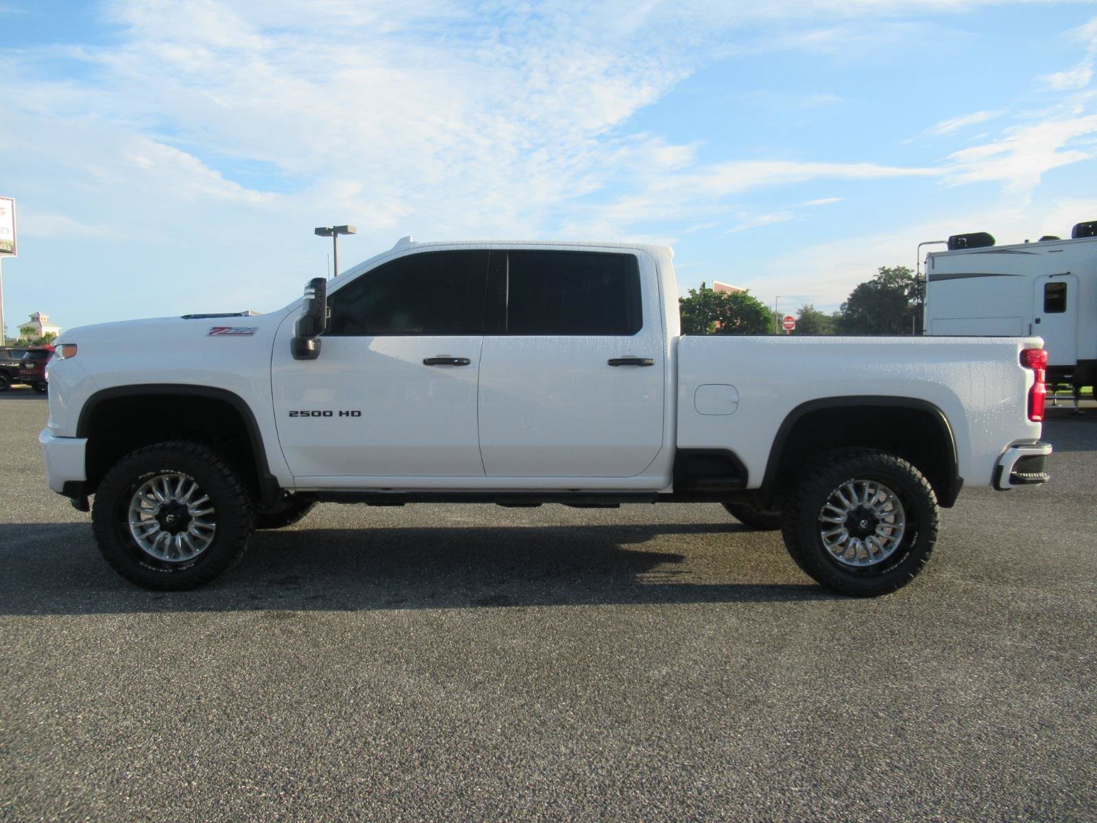 Used 2023 Chevrolet Silverado 2500 LTZ w/ LTZ Plus Package AWD/4WD image 4