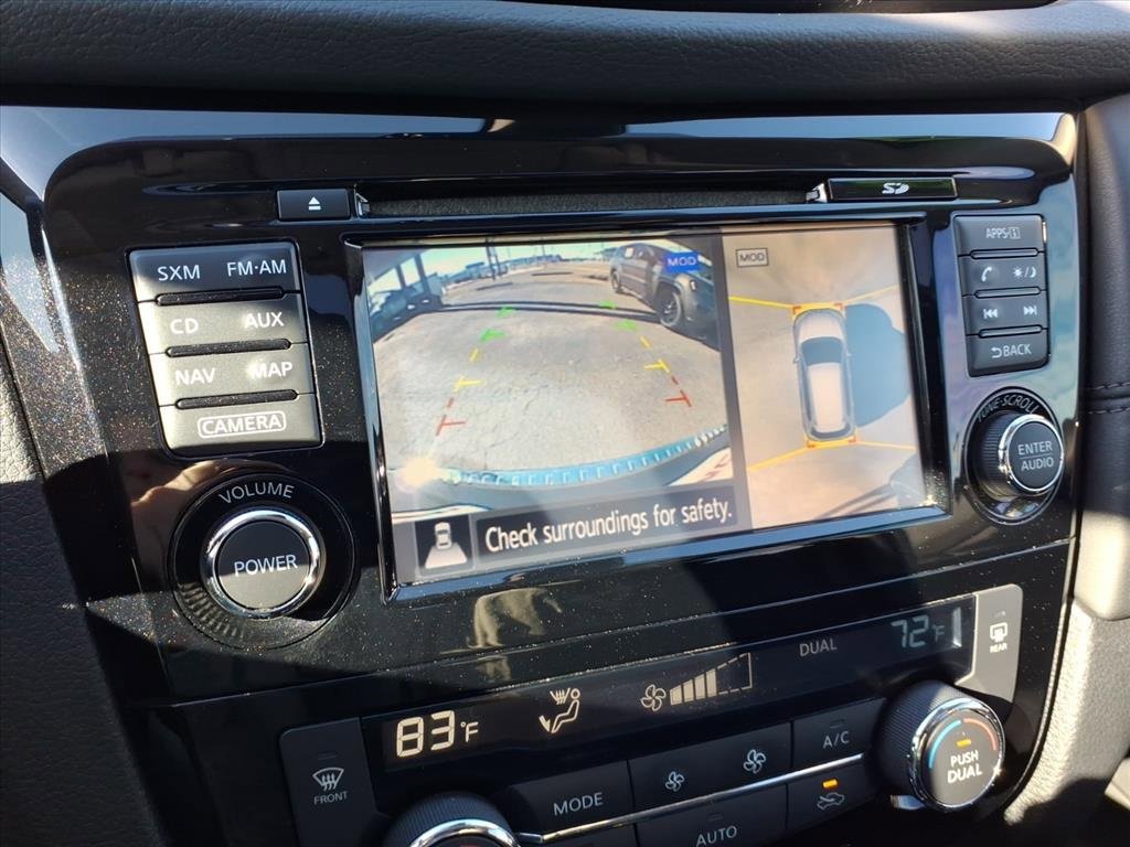 Used 2017 Nissan Rogue SL w/ SL Premium Package image 22