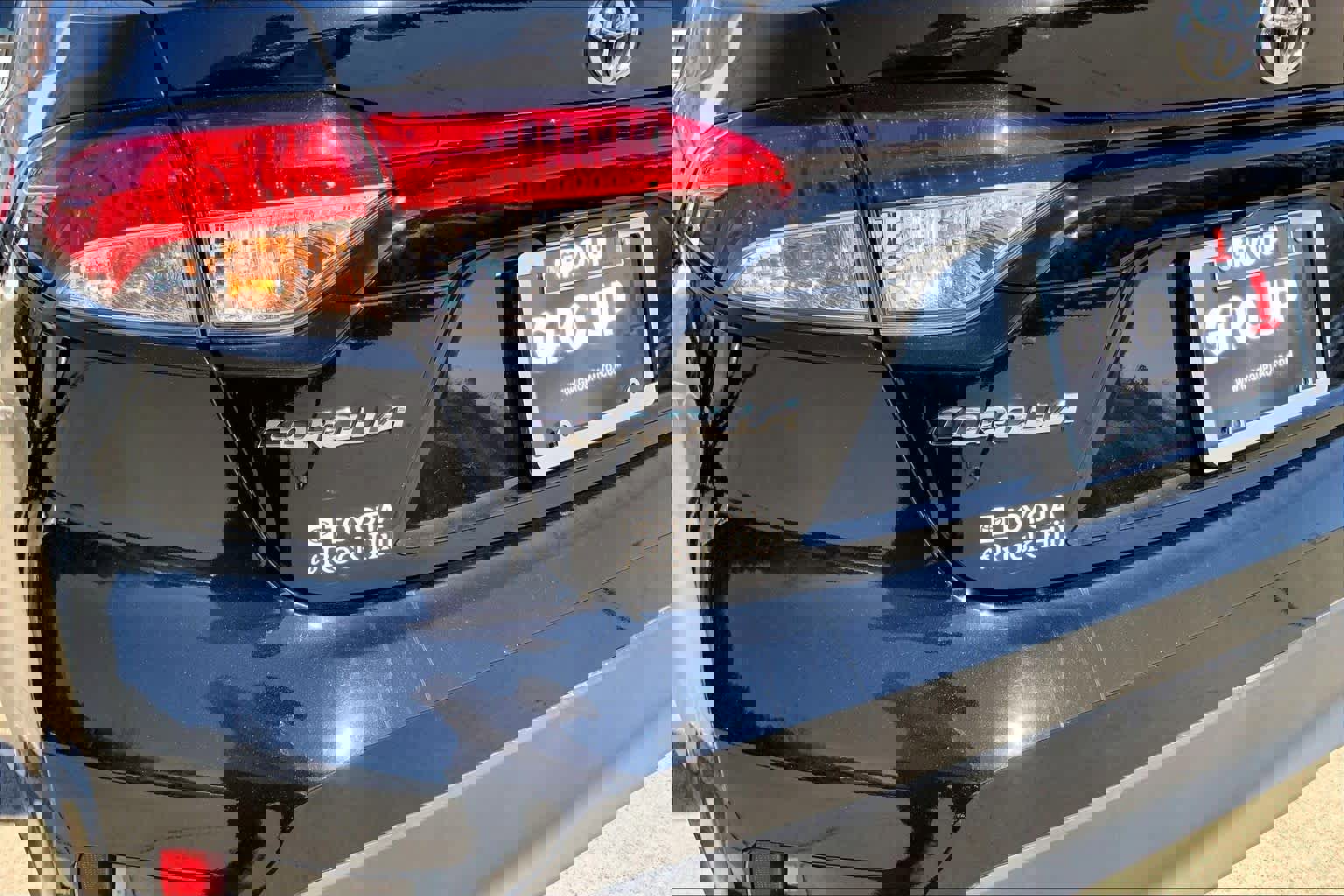 Used 2023 Toyota Corolla LE image 31