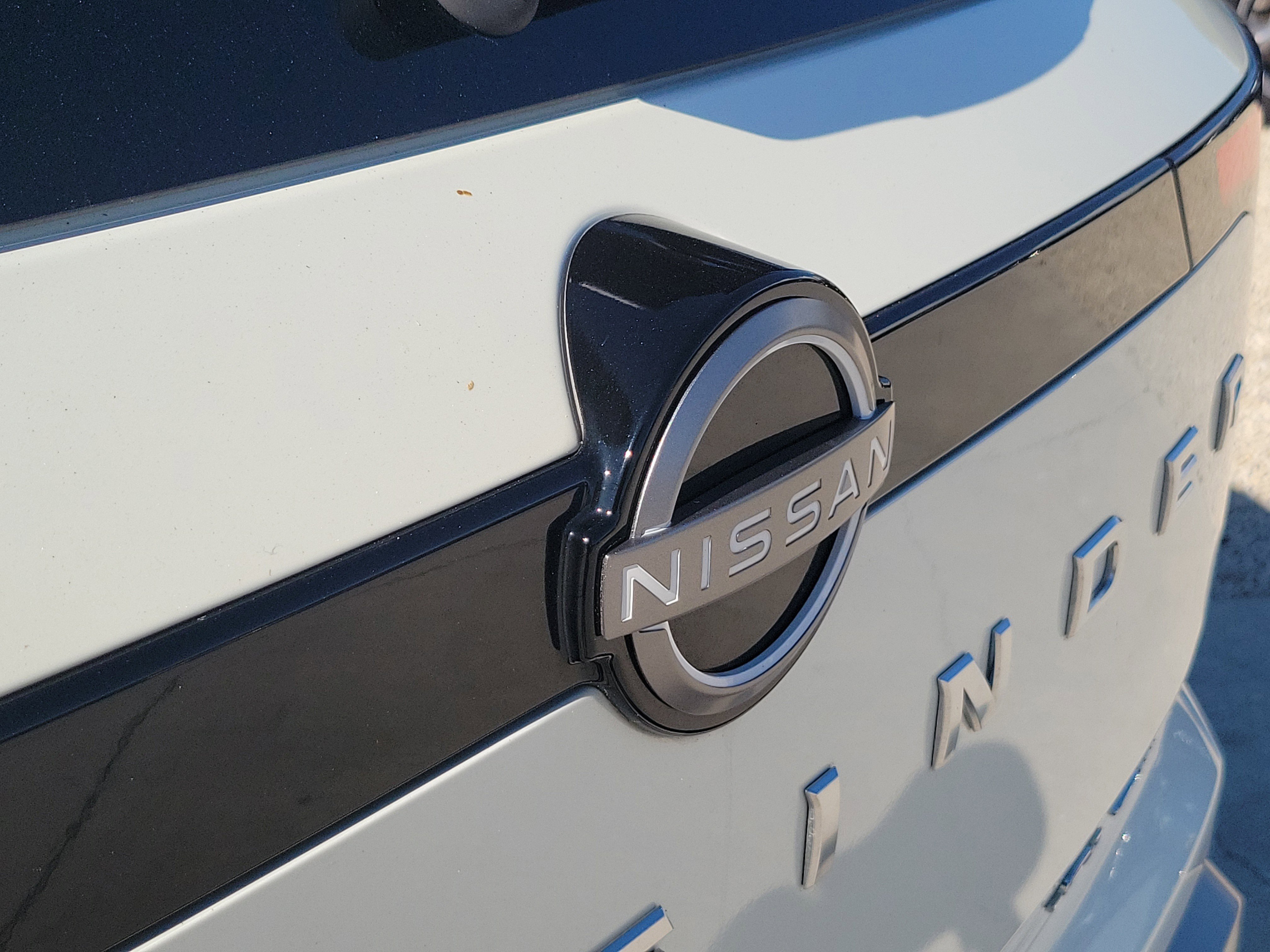 Used 2024 Nissan Pathfinder SL image 13