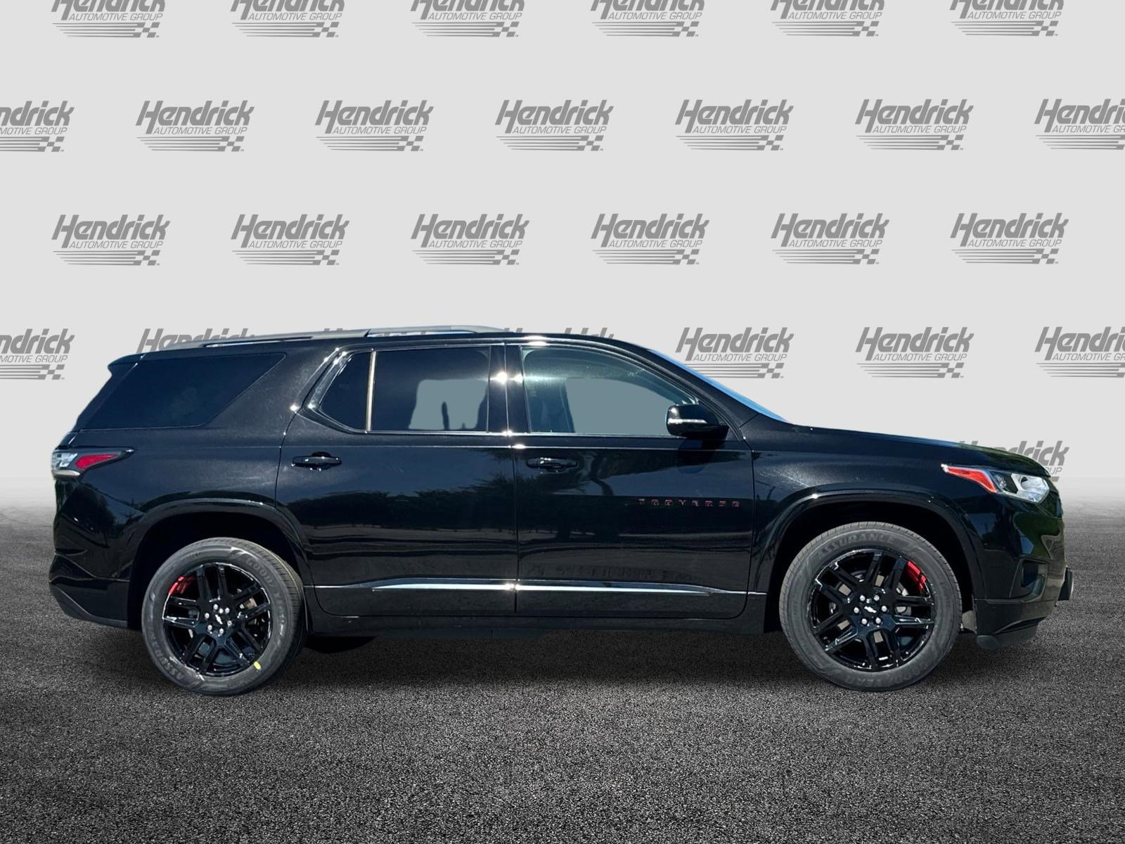 Used 2020 Chevrolet Traverse Premier w/ Redline Edition image 3