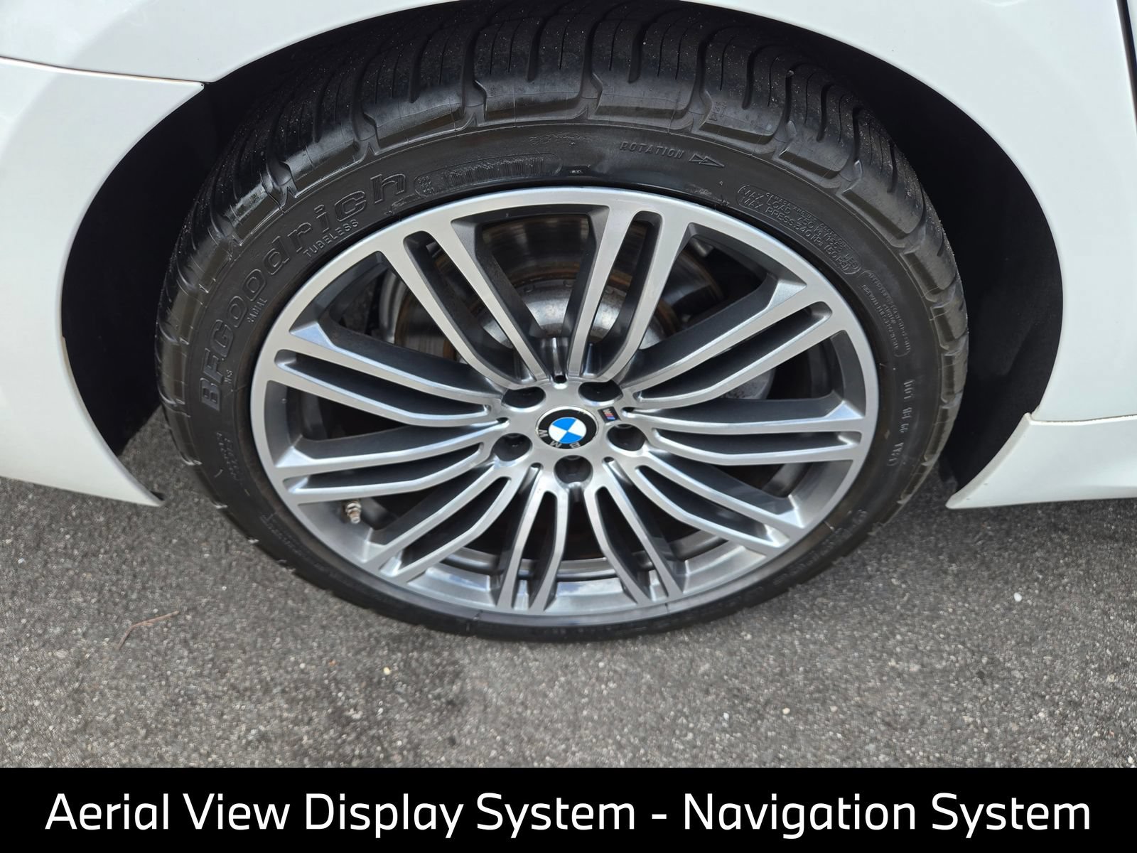Used 2019 BMW 530e w/ M Sport Package RWD image 12