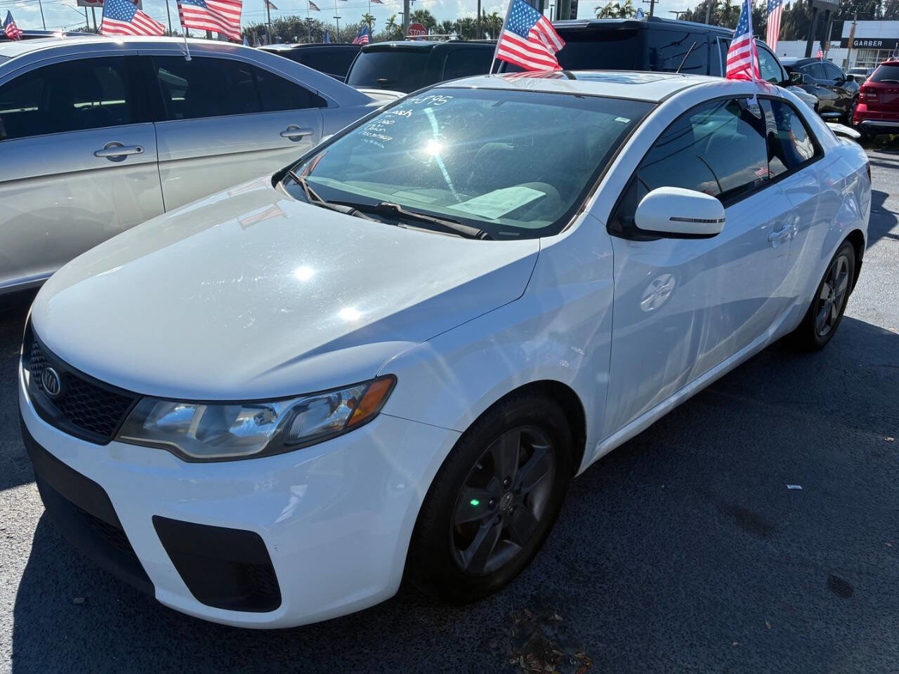Used 2012 Kia Forte Koup EX image 2