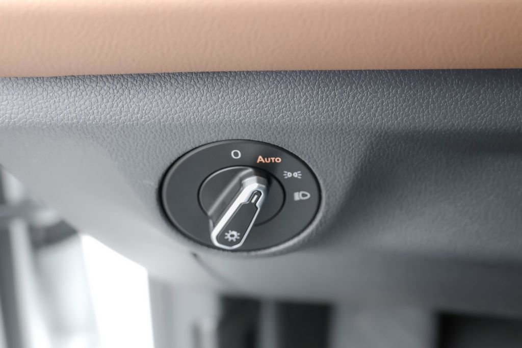 New 2026 Volkswagen Jetta SEL image 21