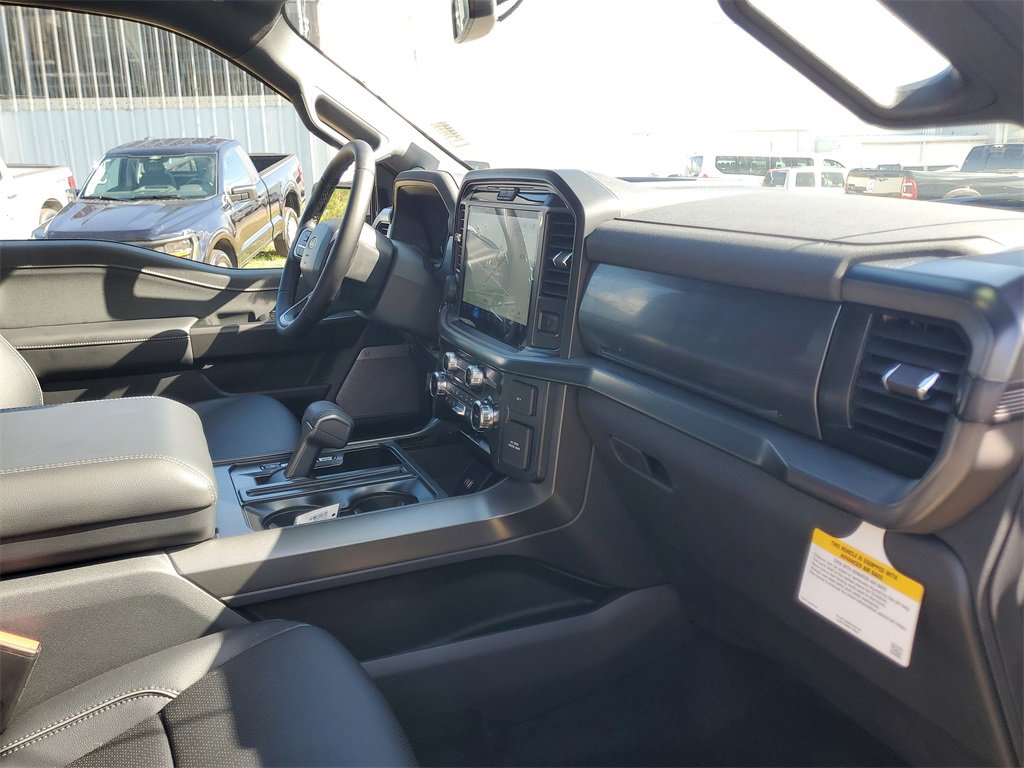 New 2025 Ford F150 Lariat w/ Equipment Group 501A Mid image 31