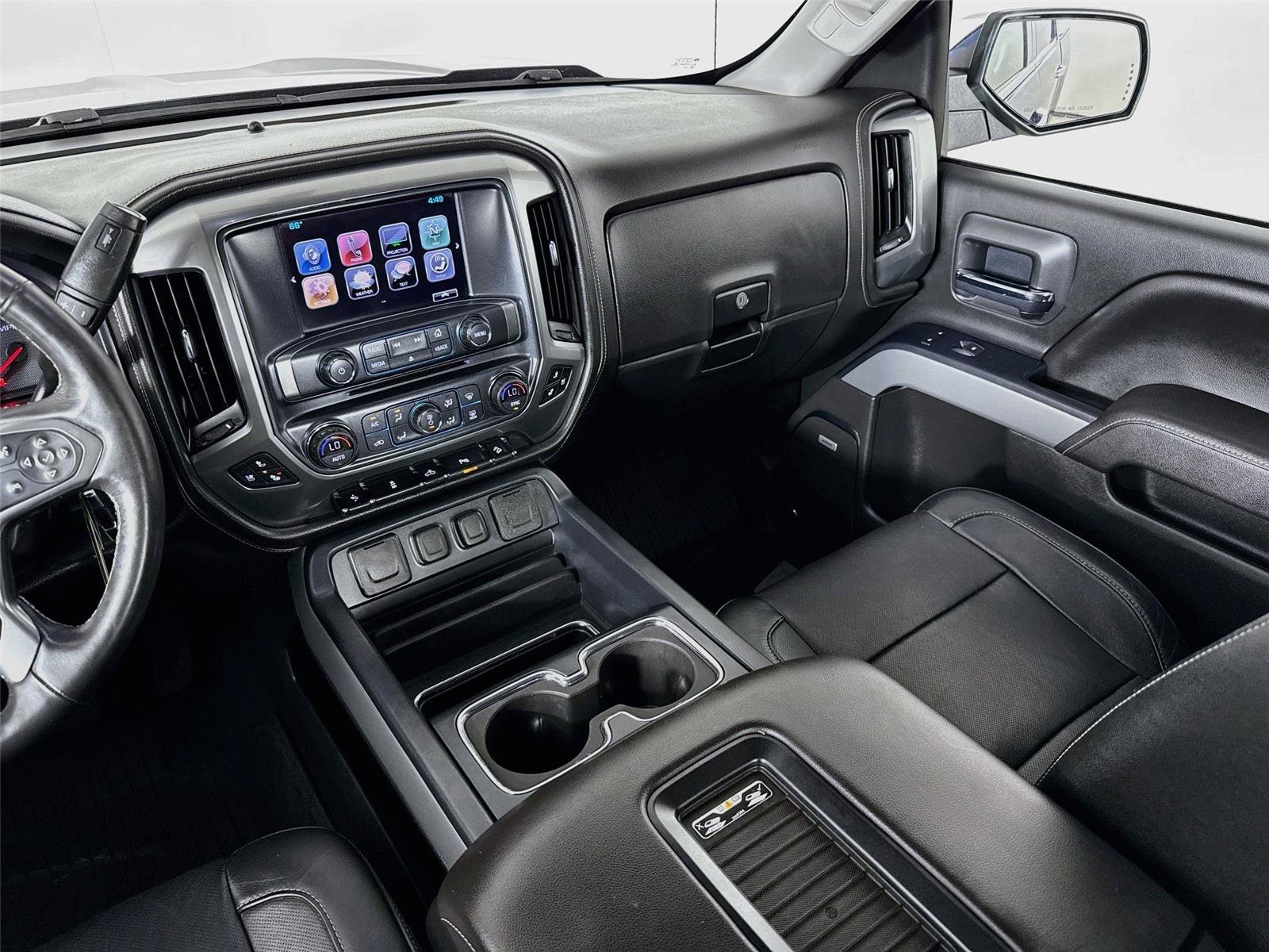 Used 2017 Chevrolet Silverado 1500 LTZ Z71 w/ LTZ Plus Package AWD/4WD image 26
