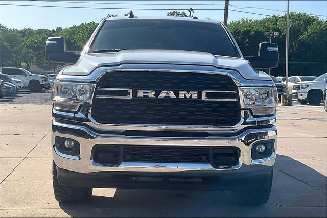 Used 2024 RAM 2500 Big Horn w/ Off Road Package AWD/4WD image 2