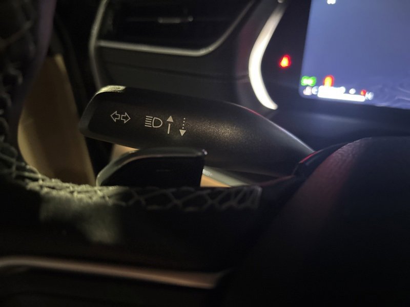 New 2025 Jeep Grand Cherokee Limited w/ Luxury Tech Group II image 26