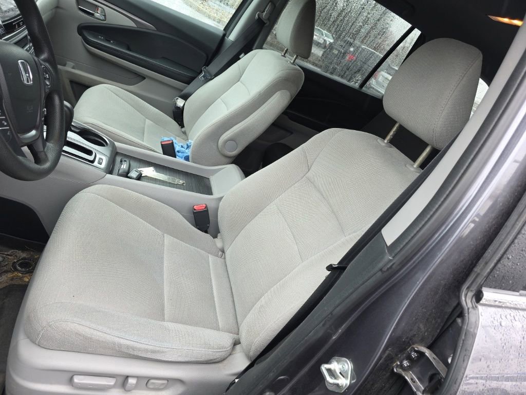 Used 2016 Honda Pilot EX image 10