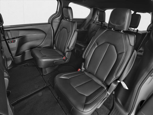 New 2026 Chrysler Voyager LX image 9