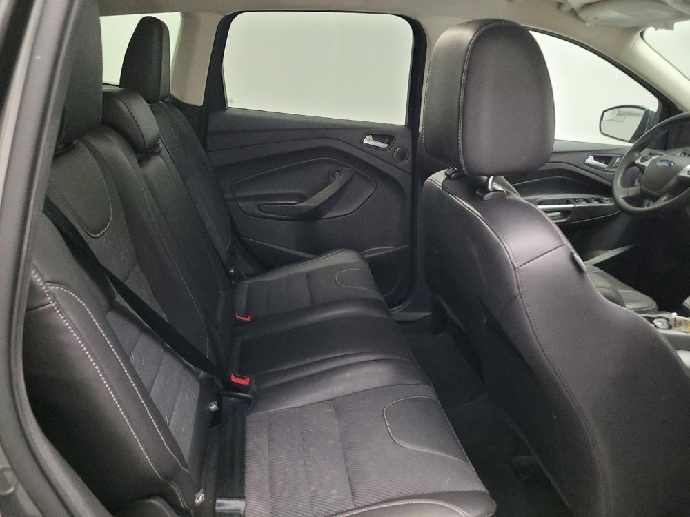 Used 2016 Ford Escape SE w/ SE Chrome Package FWD image 19