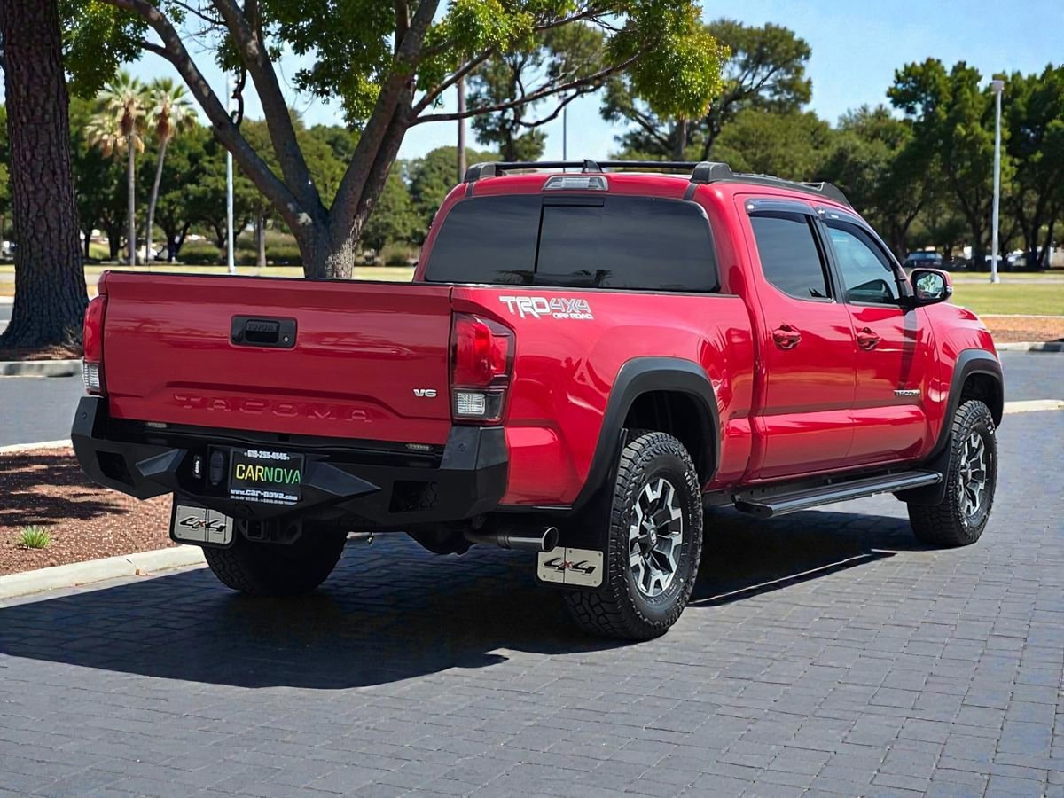 Used 2018 Toyota Tacoma TRD Off-Road w/ Technology Package image 7