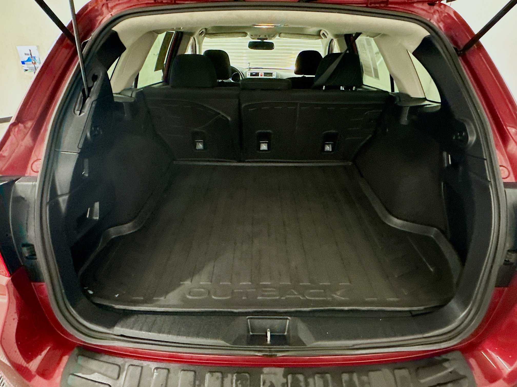 Used 2017 Subaru Outback 2.5i Premium image 30