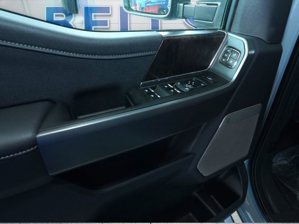 New 2026 Ford F350 Lariat w/ FX4 Off-Road Package image 29