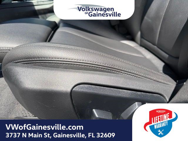 Used 2021 BMW 228i Gran Coupe w/ Premium Package FWD image 17