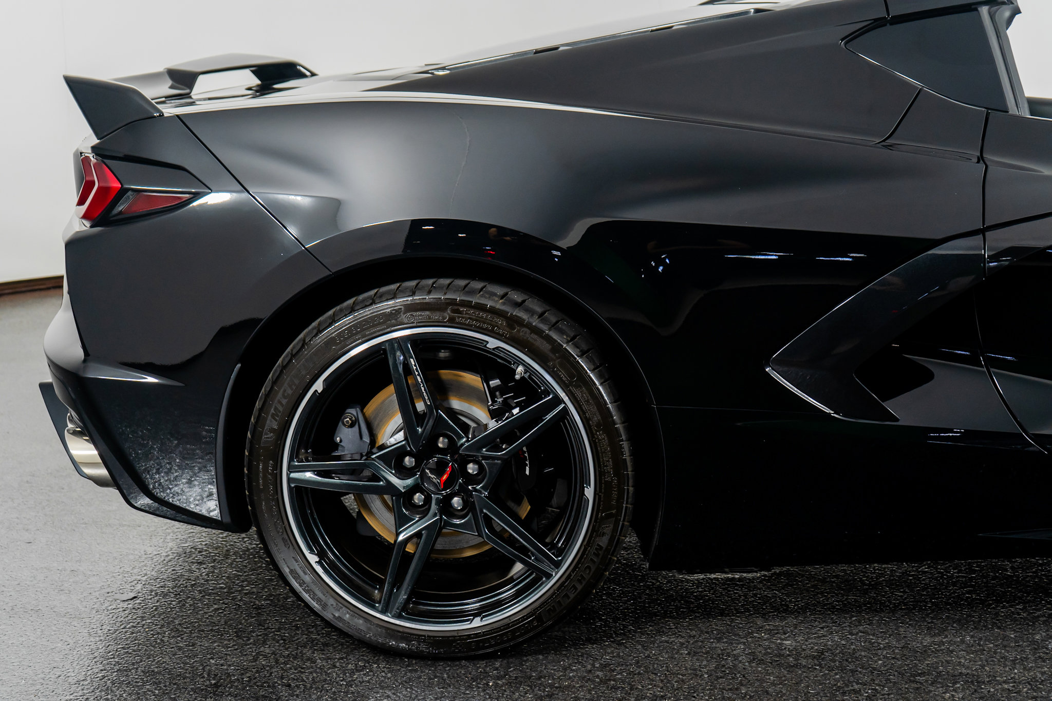 Used 2020 Chevrolet Corvette Stingray Premium Cpe w/ 3LT image 9