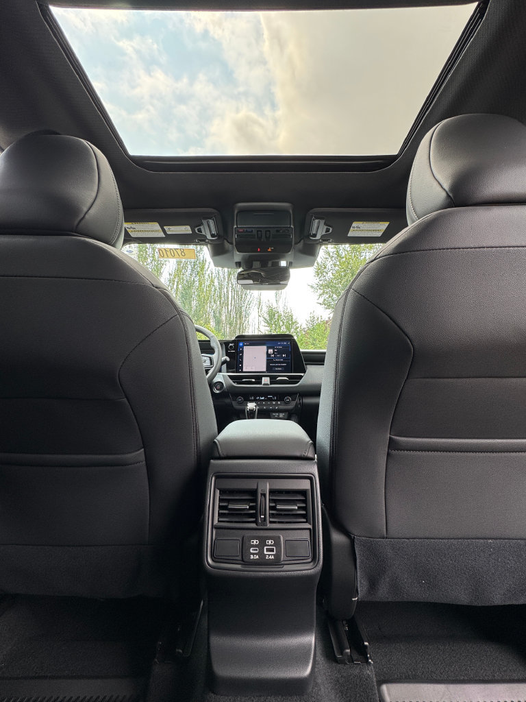 New 2026 Subaru Outback Premium AWD/4WD image 30
