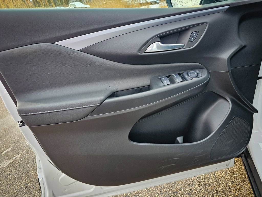 Used 2025 Buick Envista Preferred image 10