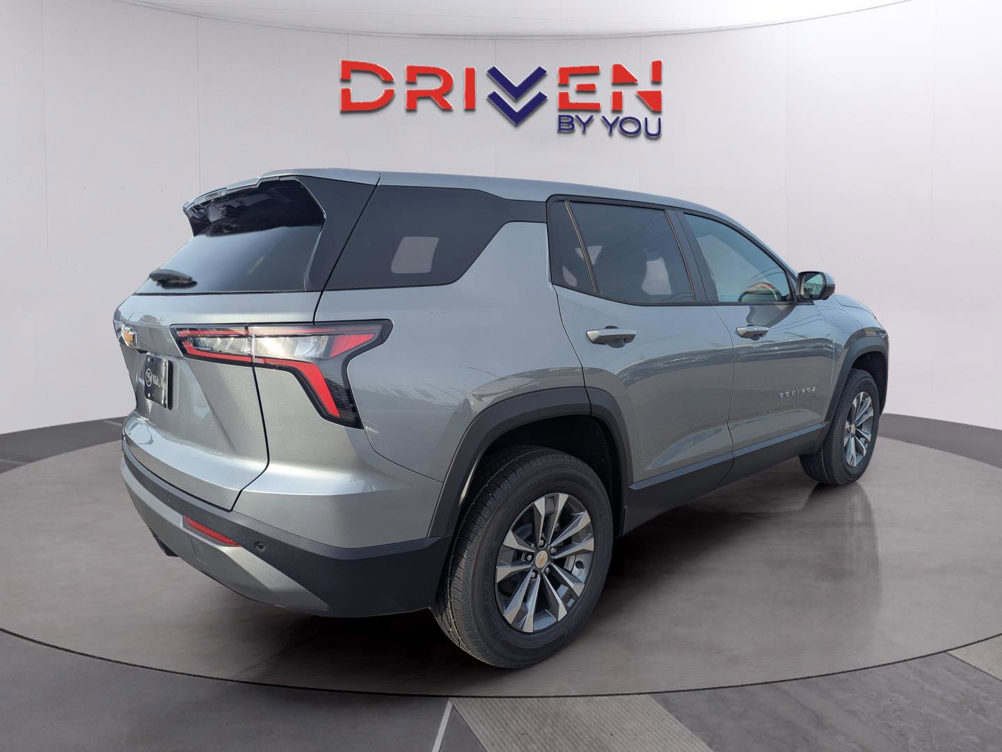 New 2026 Chevrolet Equinox LT w/ Convenience Package II image 5