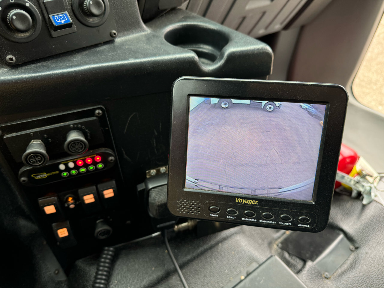 Used 2012 Ford F550 2WD Regular Cab Super Duty w/ Payload Upgrade Pkg image 34