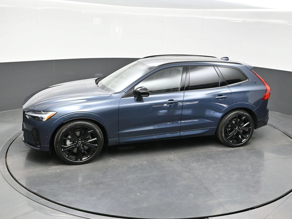New 2026 Volvo XC60 B5 Ultra w/ Climate Package AWD/4WD image 32