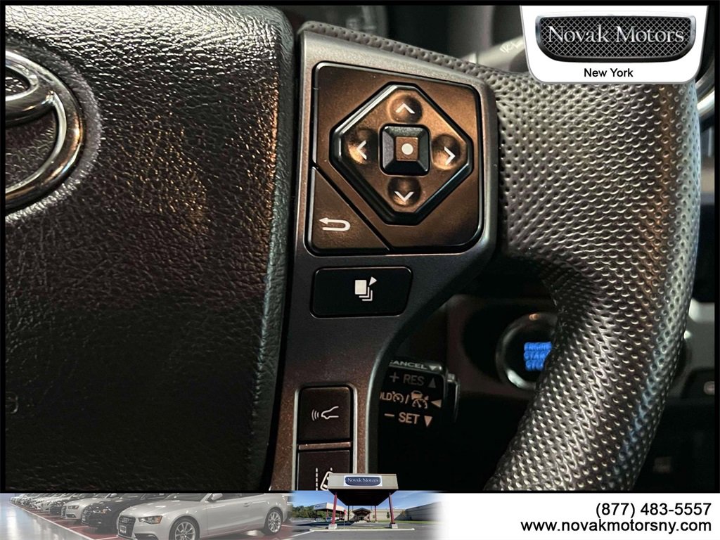 Used 2022 Toyota Tacoma TRD Sport image 23