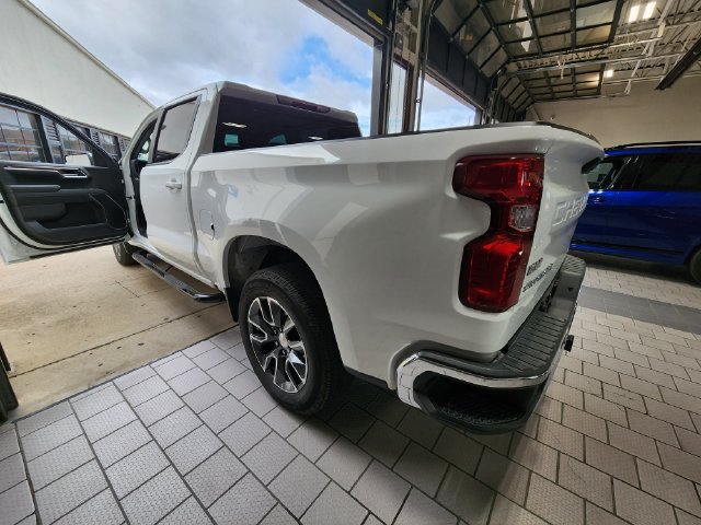 Used 2022 Chevrolet Silverado 1500 LT RWD image 6