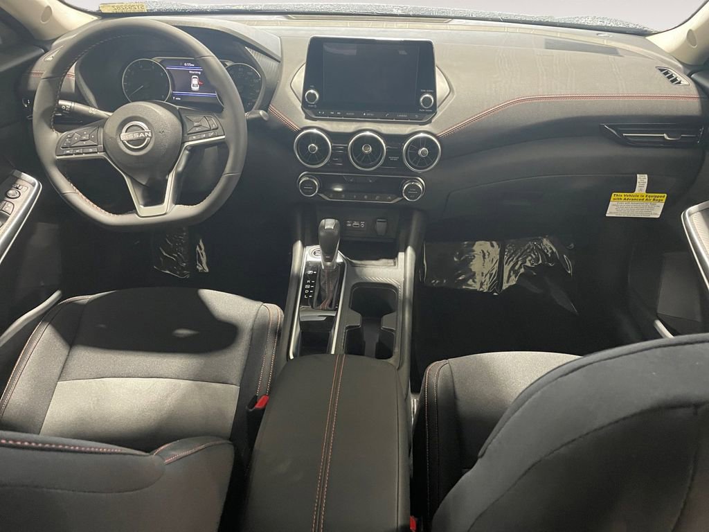 Certified 2025 Nissan Sentra SR w/ Midnight Edition image 32