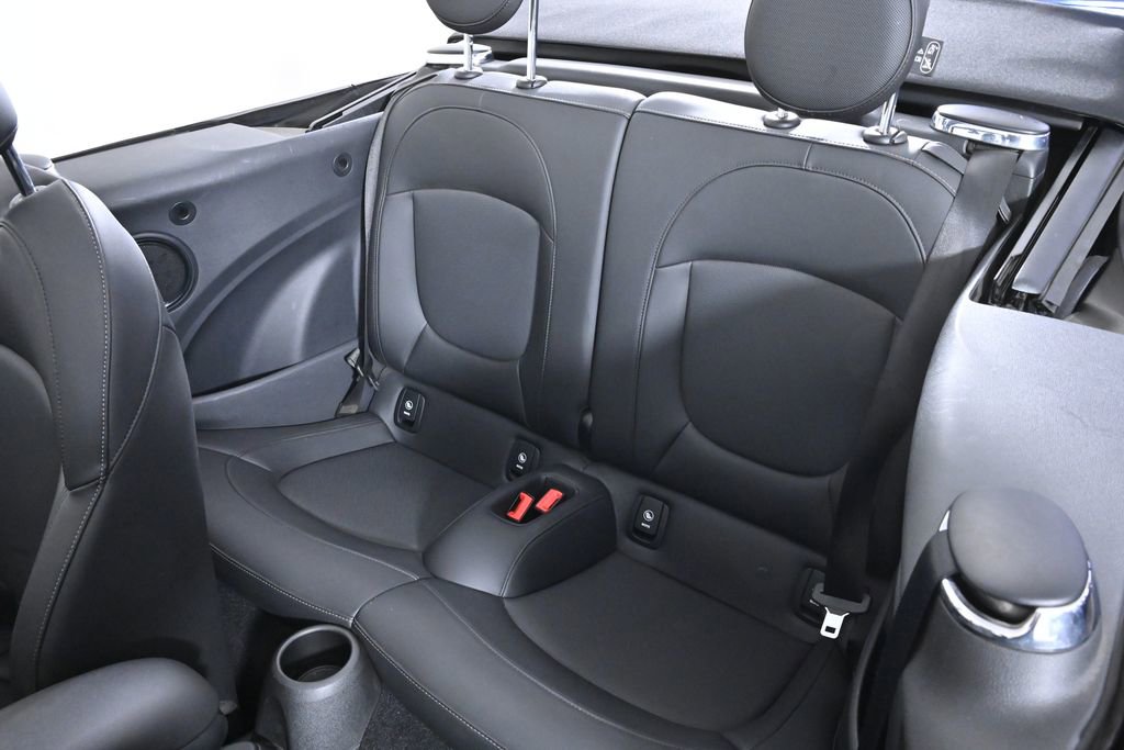Certified 2023 MINI Cooper S image 23