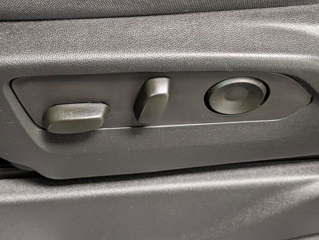 Certified 2022 Chevrolet Silverado 1500 LT image 11