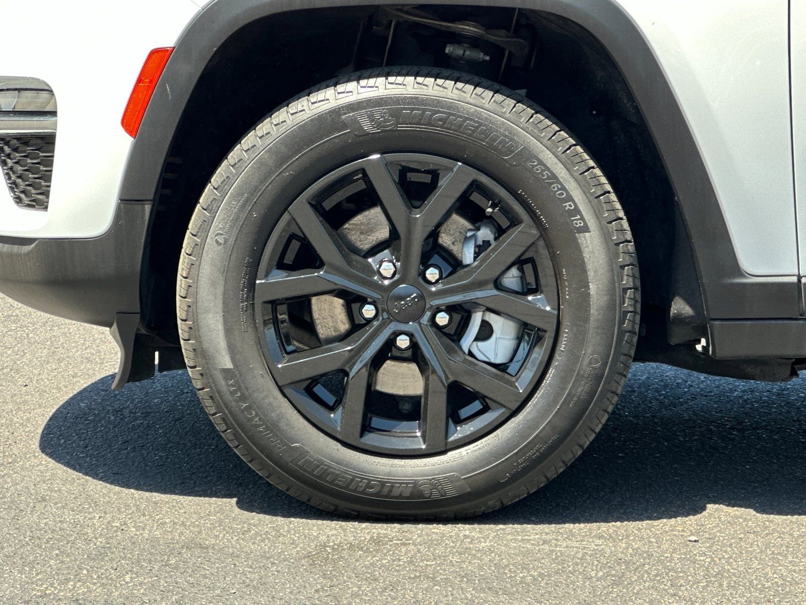 Used 2023 Jeep Grand Cherokee Limited w/ Trailer Tow Prep Group (B) image 24