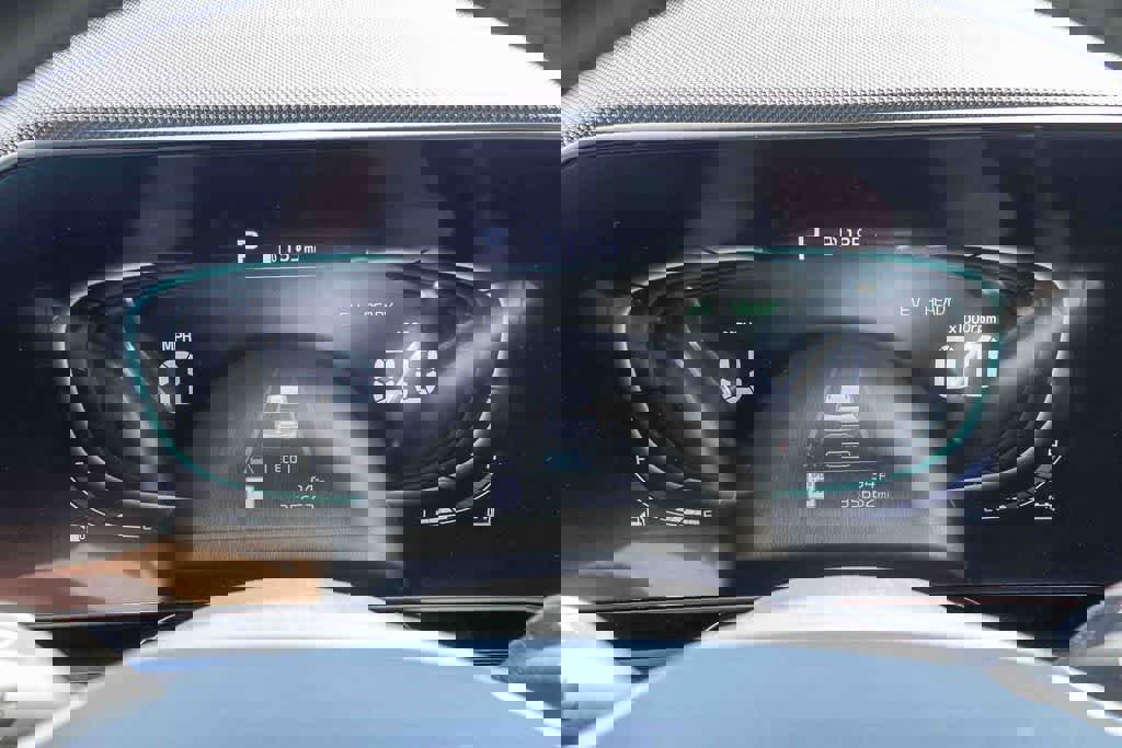 Certified 2023 Kia Niro EX Touring image 23