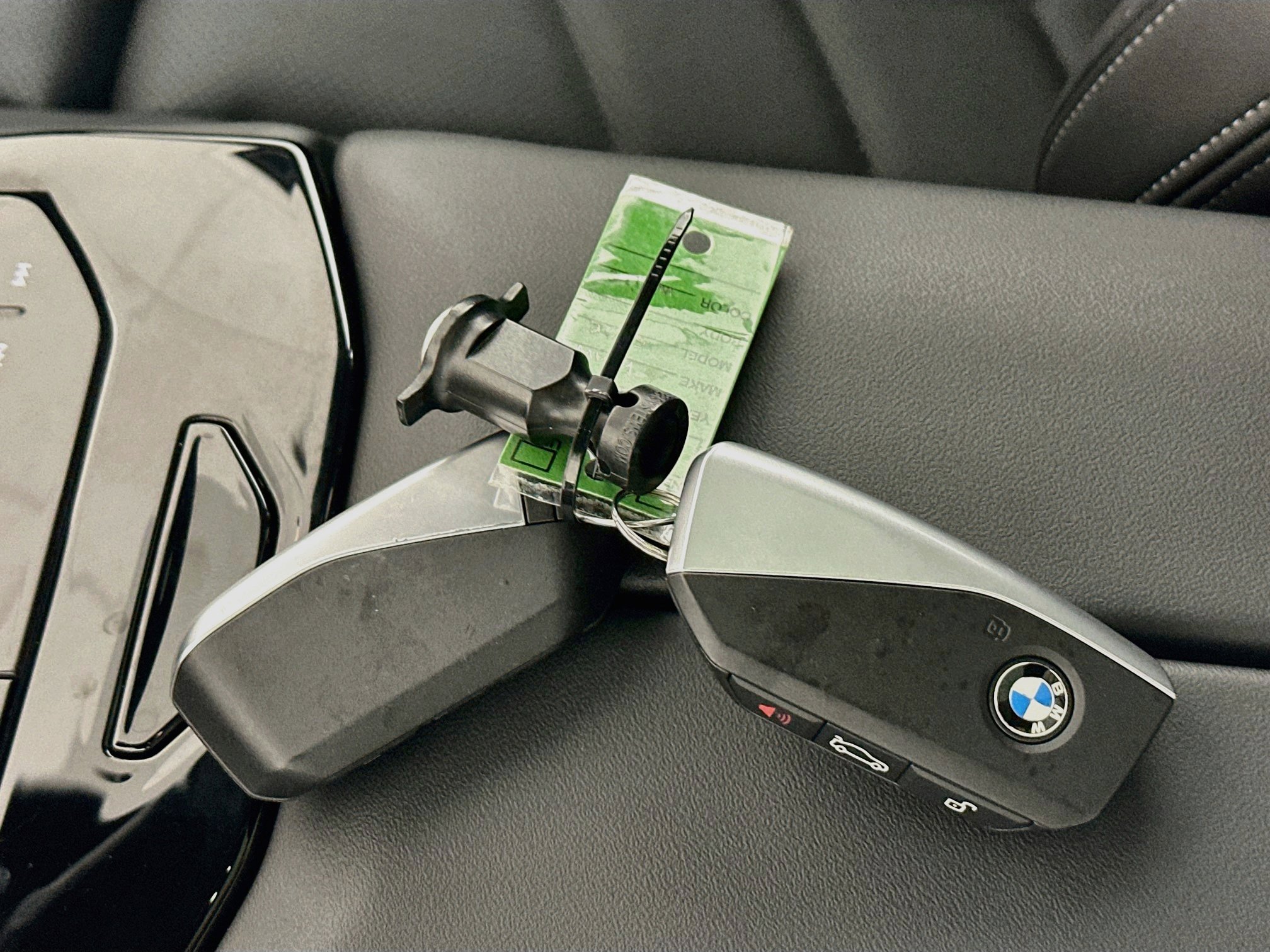 Used 2024 BMW 530i w/ Premium Package RWD image 25