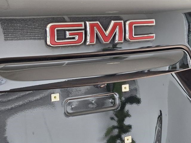 Used 2023 GMC Terrain SLE w/ Driver Convenience Package AWD/4WD image 7