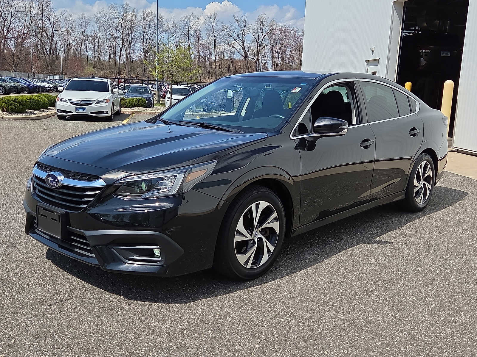 Used 2020 Subaru Legacy Premium image 3