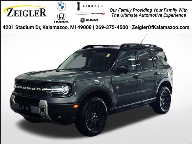 Used 2025 Ford Bronco Sport Badlands image 1