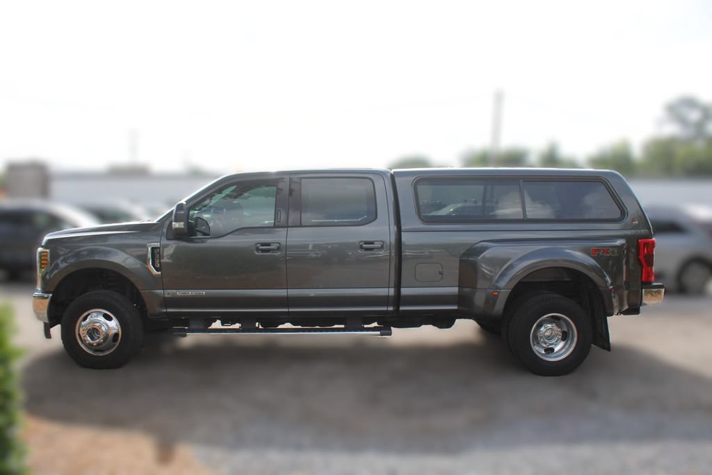 Used 2019 Ford F350 Lariat w/ Lariat Value Package AWD/4WD image 15