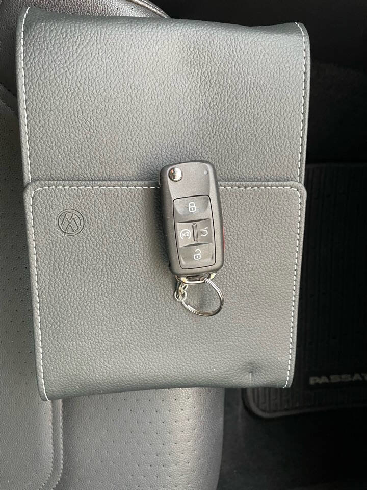 Used 2020 Volkswagen Passat 2.0T SE image 27