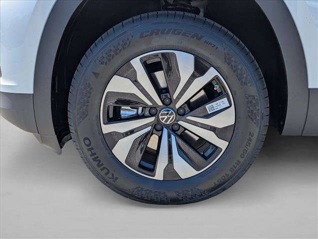 New 2026 Volkswagen Atlas Cross Sport SE FWD image 9