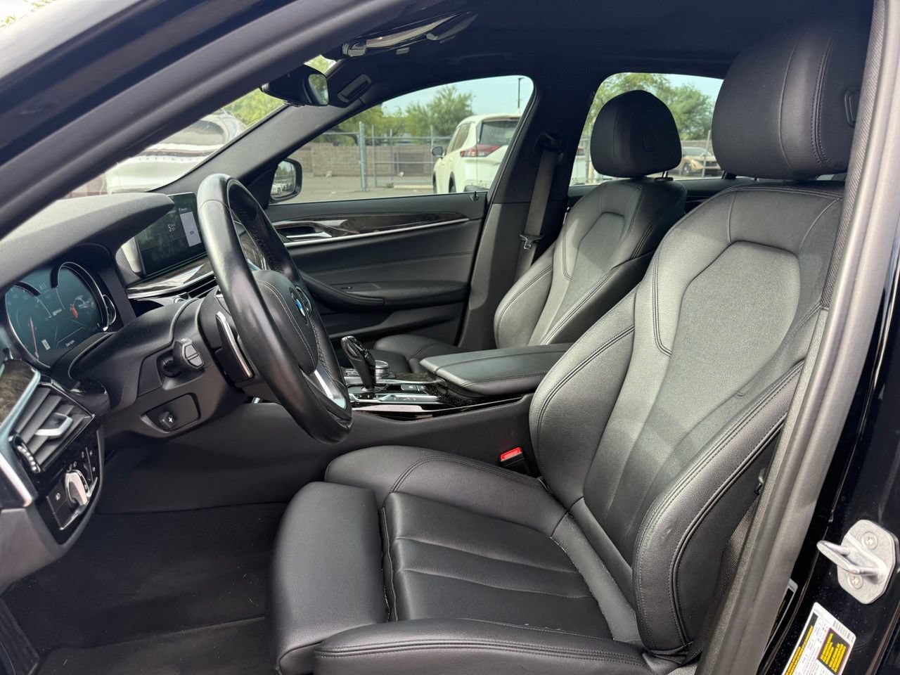 Used 2018 BMW 530e RWD image 12