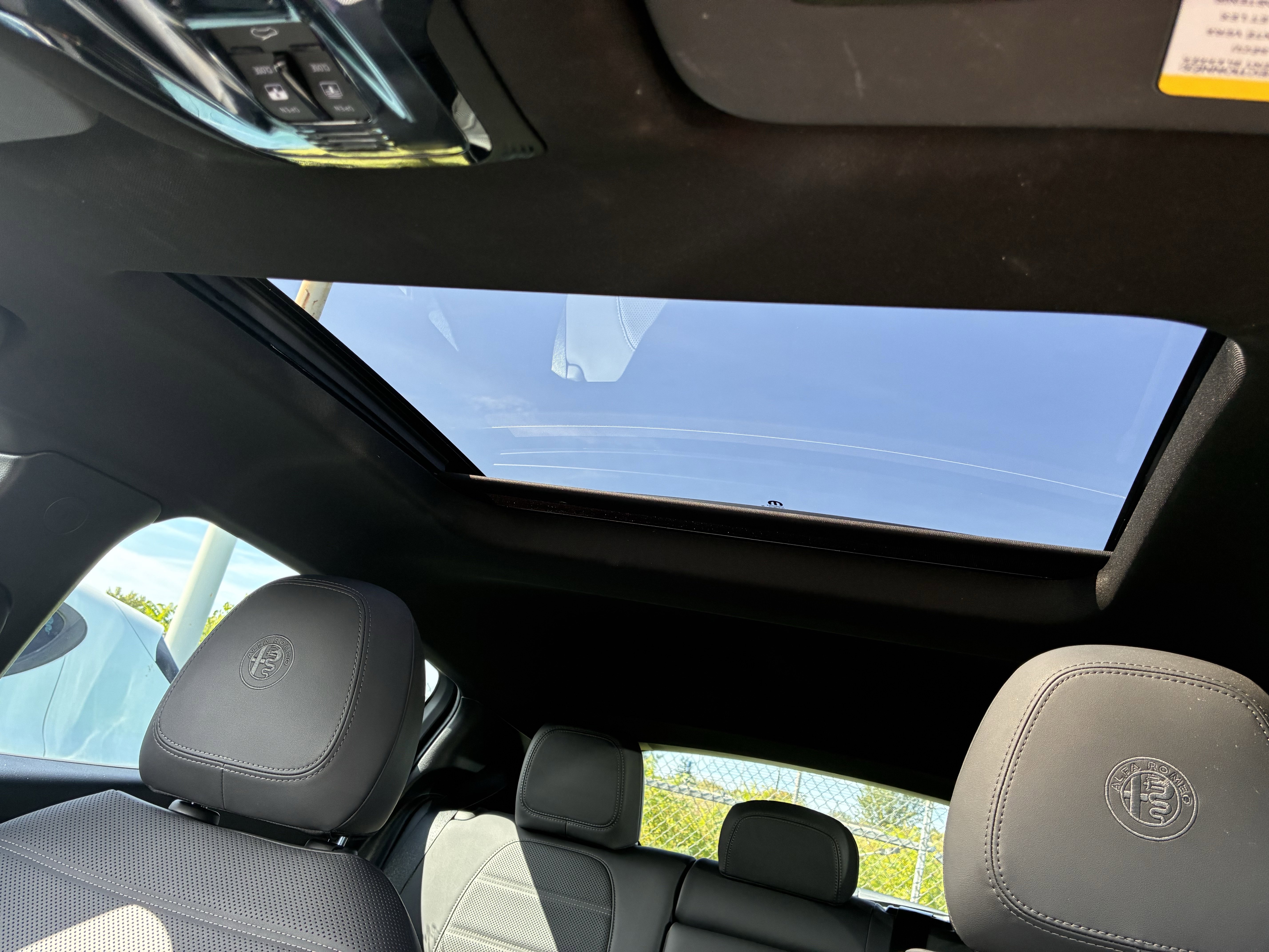 Certified 2024 Alfa Romeo Tonale Ti w/ Premium Interior Package image 26