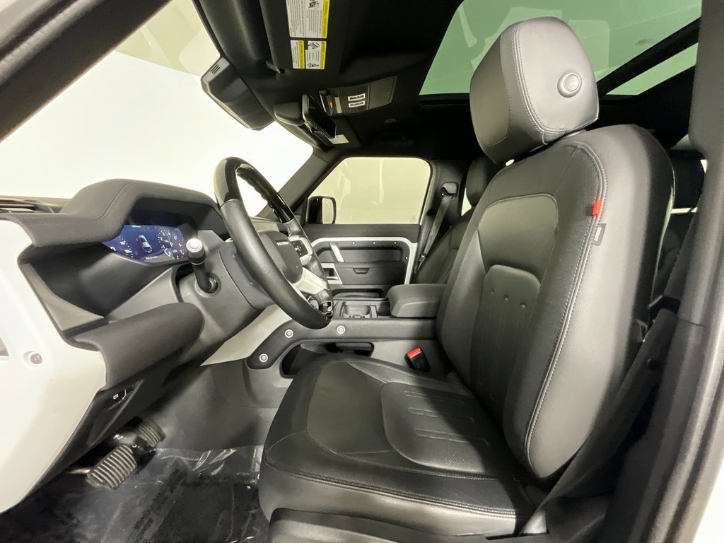 Certified 2022 Land Rover Defender 110 X-Dynamic SE image 16